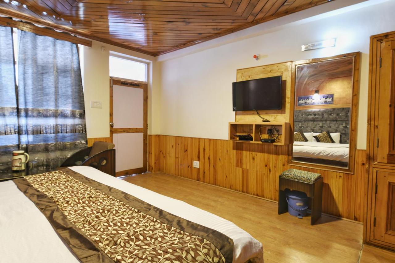 Aastha Regency Hotel